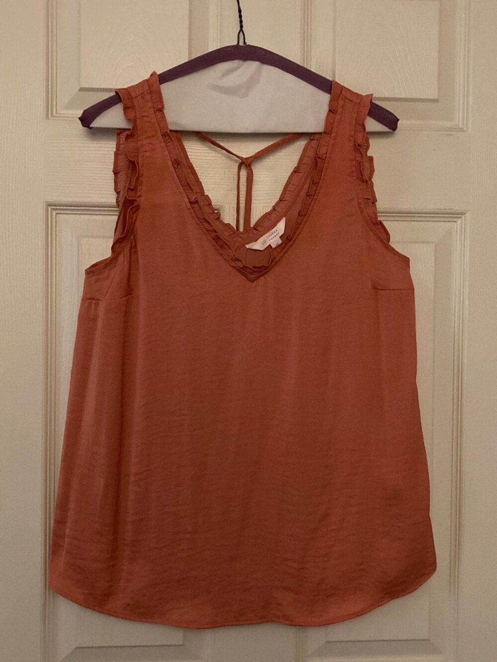 SZ M, Faux Sandwashed Silk Tank, Excellent Condition, Coral